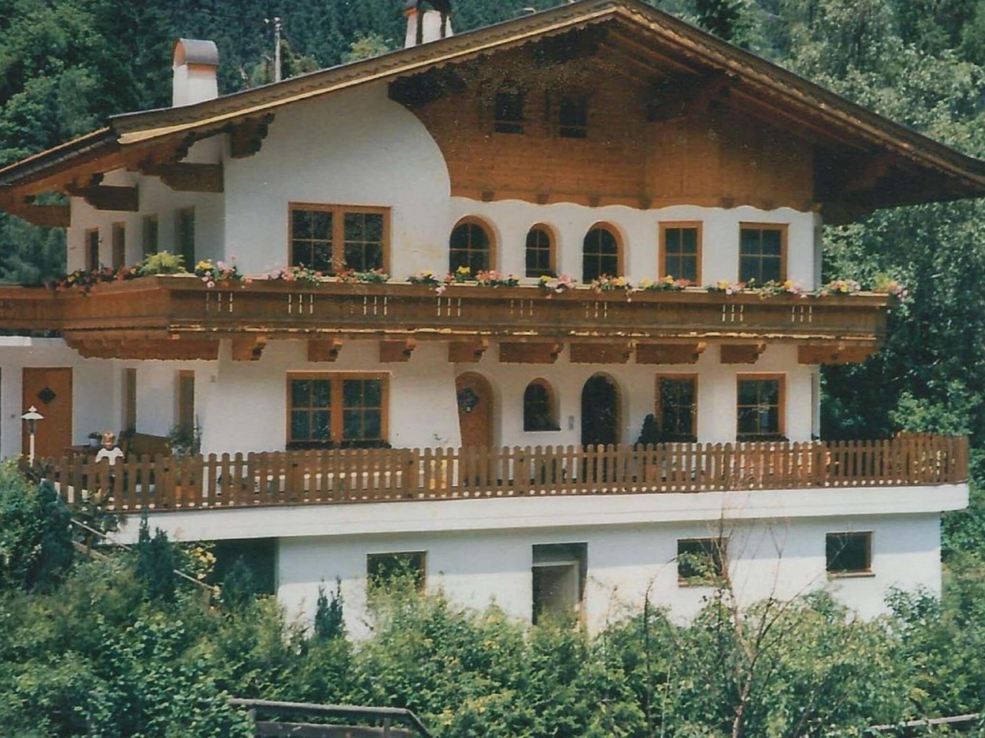 Apartment Between Mayrhofen And Finkenberg Exterior photo